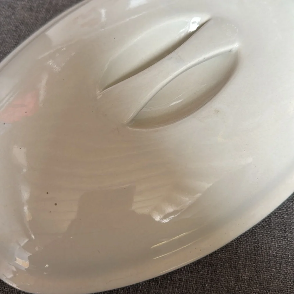 Vintage 1985 Galleria Collection Stoneware 2.4mtrs Covered Casserole Dish‎